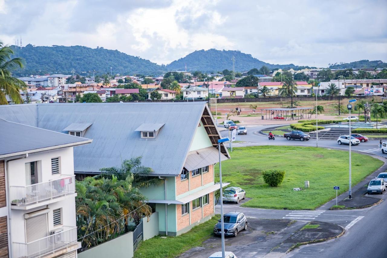 Nana - A 44 - Vue Panoramique- Grand Appartement Cosy Et Lumineux- Cuisine Equipee-Wifi-Clim-Terrasse Cayenne Eksteriør bilde